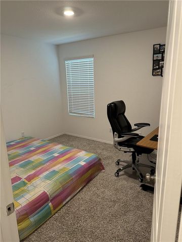 202 Coventry DR, Hutto, TX 78634