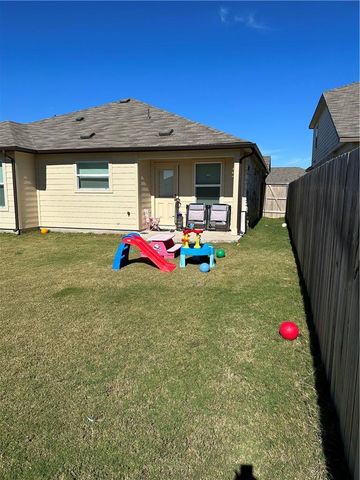 202 Coventry DR, Hutto, TX 78634