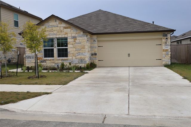 202 Coventry DR, Hutto, TX 78634