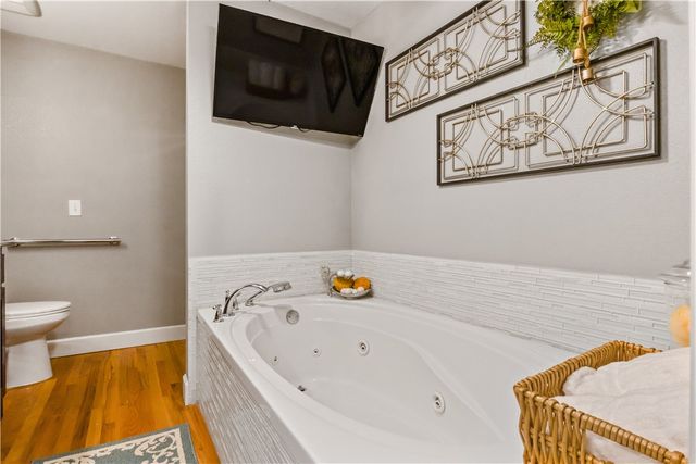 1617 W Shadowridge Drive, Fayetteville, AR 72701