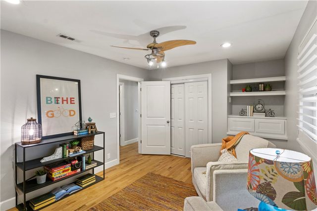 1617 W Shadowridge Drive, Fayetteville, AR 72701