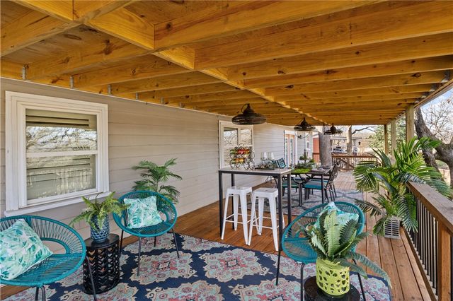 1617 W Shadowridge Drive, Fayetteville, AR 72701