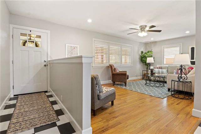 1617 W Shadowridge Drive, Fayetteville, AR 72701