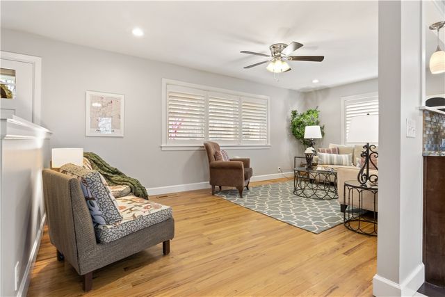 1617 W Shadowridge Drive, Fayetteville, AR 72701