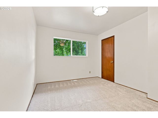 11395 Sw 13TH St, Beaverton, OR 97005