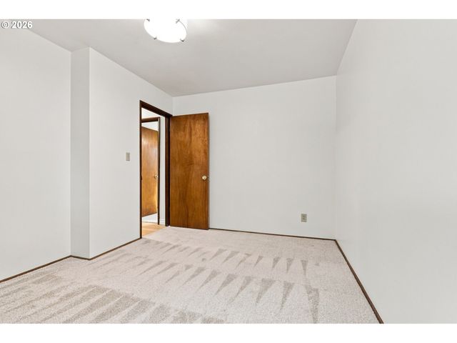 11395 Sw 13TH St, Beaverton, OR 97005