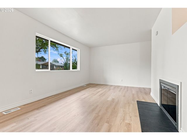 11395 Sw 13TH St, Beaverton, OR 97005