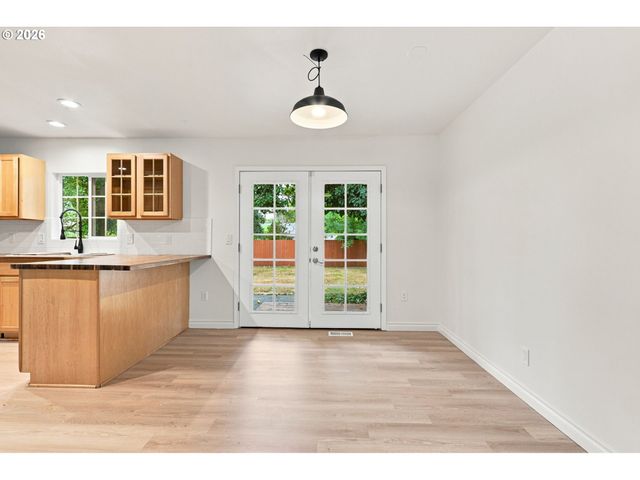 11395 Sw 13TH St, Beaverton, OR 97005