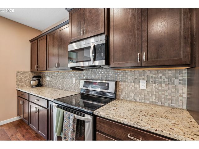 7631 Ne 61ST Way, Vancouver, WA 98662