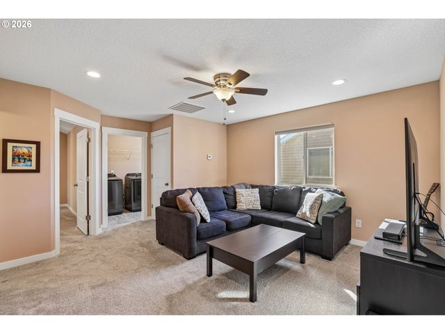 7631 Ne 61ST Way, Vancouver, WA 98662