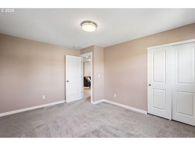 7631 Ne 61ST Way, Vancouver, WA 98662