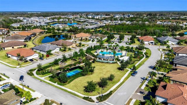 2712 STARWOOD COURT, Bradenton, FL 34211