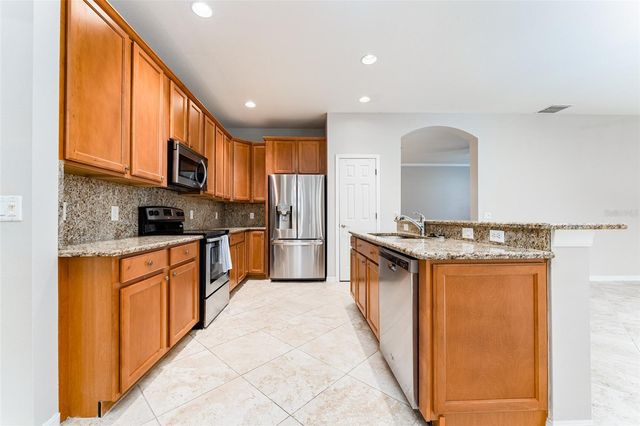 304 SILVER FALLS DRIVE, Apollo Beach, FL 33572