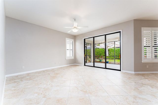 304 SILVER FALLS DRIVE, Apollo Beach, FL 33572