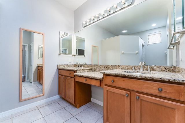 304 SILVER FALLS DRIVE, Apollo Beach, FL 33572