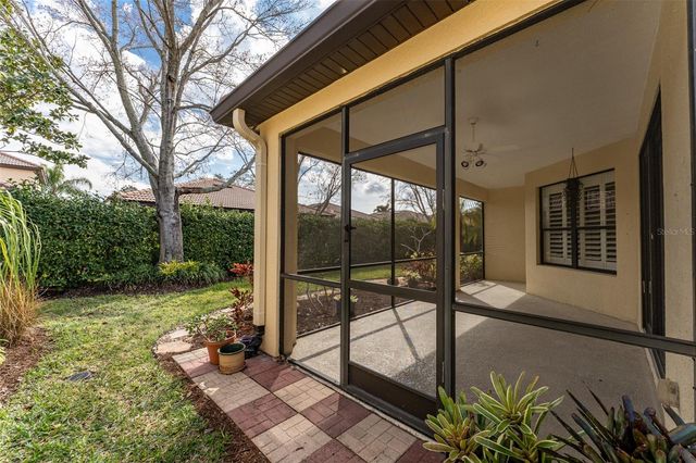 304 SILVER FALLS DRIVE, Apollo Beach, FL 33572