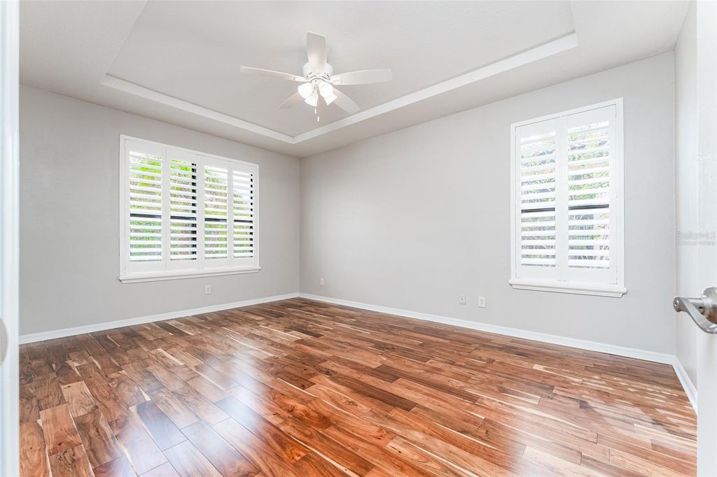 Image 22 of property listing at 304 SILVER FALLS DRIVE, Apollo Beach, FL 33572