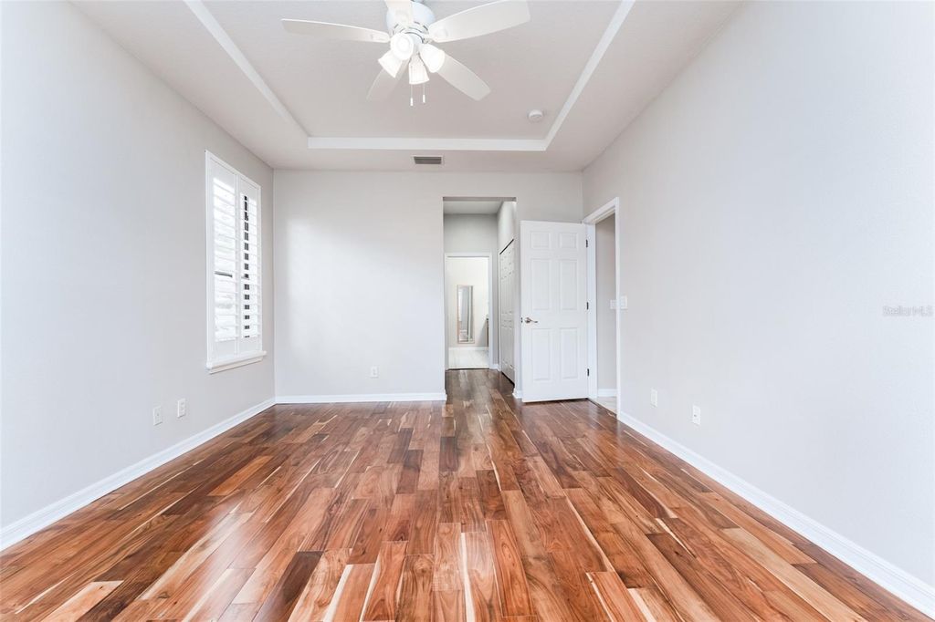 Image 24 of property listing at 304 SILVER FALLS DRIVE, Apollo Beach, FL 33572