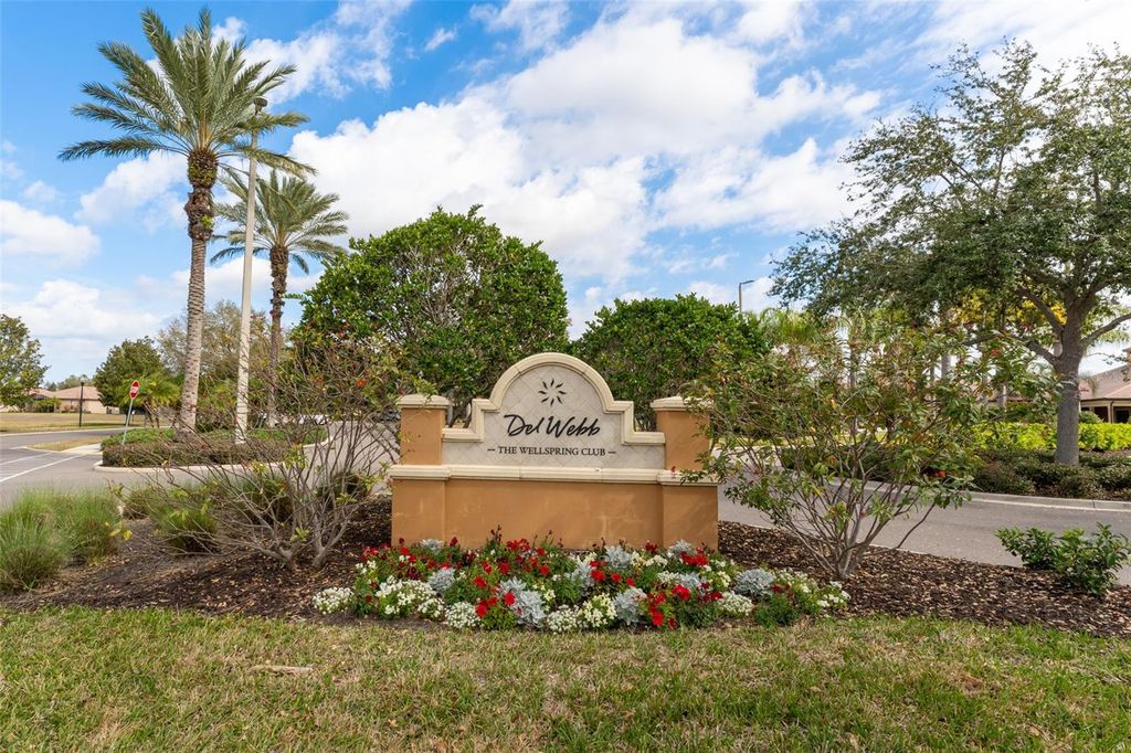 Image 48 of property listing at 304 SILVER FALLS DRIVE, Apollo Beach, FL 33572