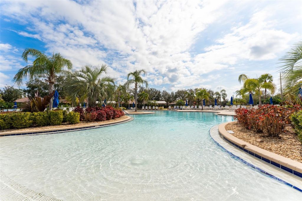 Image 52 of property listing at 304 SILVER FALLS DRIVE, Apollo Beach, FL 33572