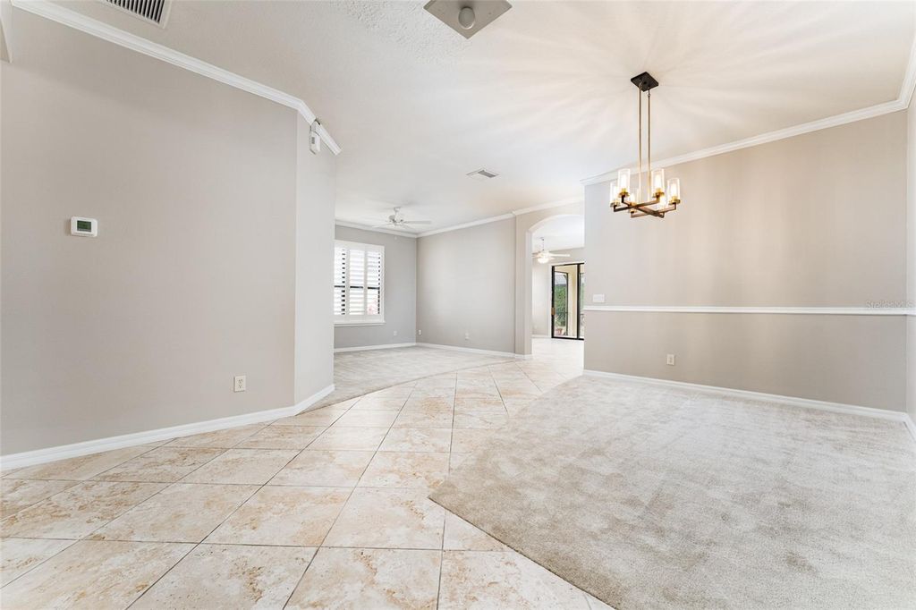 Image 9 of property listing at 304 SILVER FALLS DRIVE, Apollo Beach, FL 33572