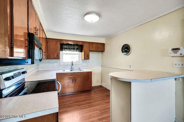 104 Carolina Avenue, Leland, NC 28451