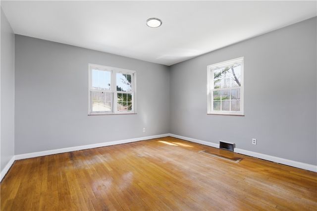 64 Harmon Creek Rd, Smith, PA 15021