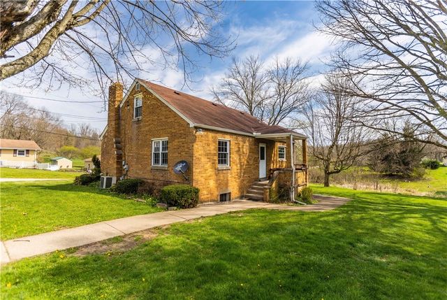 64 Harmon Creek Rd, Smith, PA 15021
