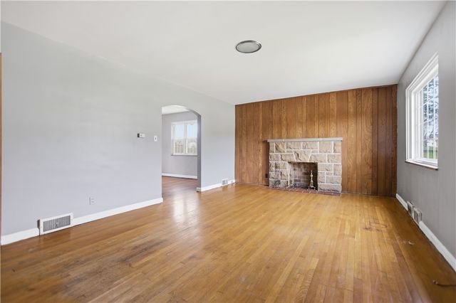 64 Harmon Creek Rd, Smith, PA 15021