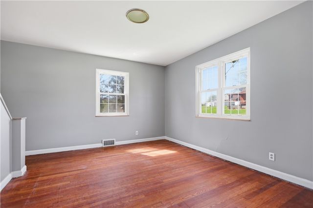 64 Harmon Creek Rd, Smith, PA 15021