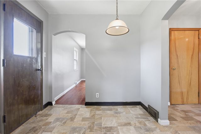 64 Harmon Creek Rd, Smith, PA 15021