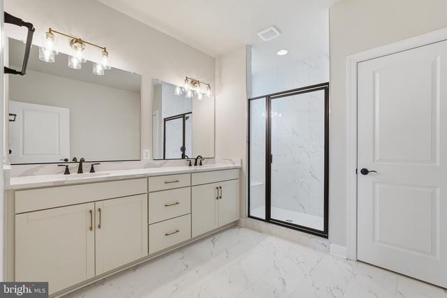 601 GRANITE RIDGE DR, Winchester, VA 22603