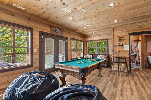 2624 Overholt Trail, Sevierville, TN 37862