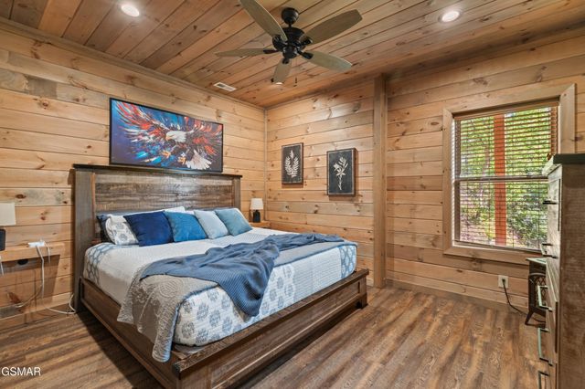 2624 Overholt Trail, Sevierville, TN 37862