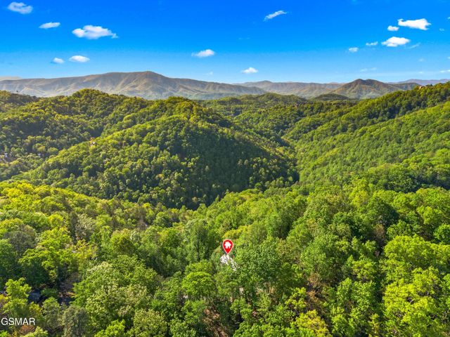2624 Overholt Trail, Sevierville, TN 37862