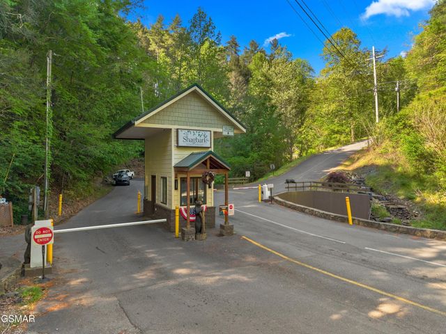 2624 Overholt Trail, Sevierville, TN 37862