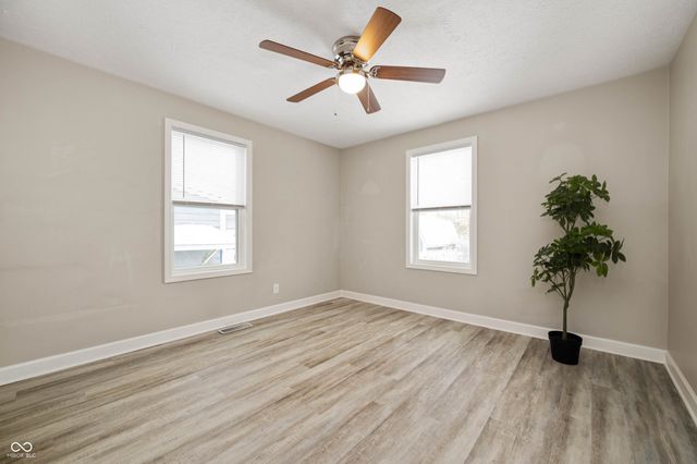 1318 S 22nd Street, New Castle, IN 47362