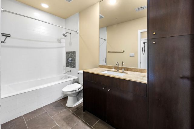 2323 N Houston Street 310, Dallas, TX 75219