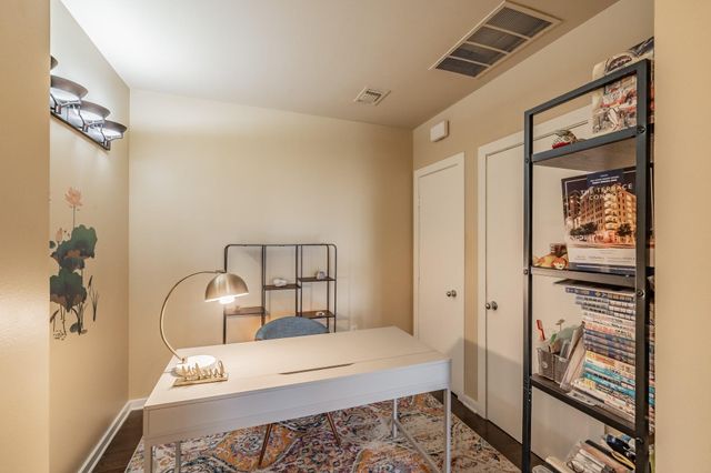 2323 N Houston Street 310, Dallas, TX 75219