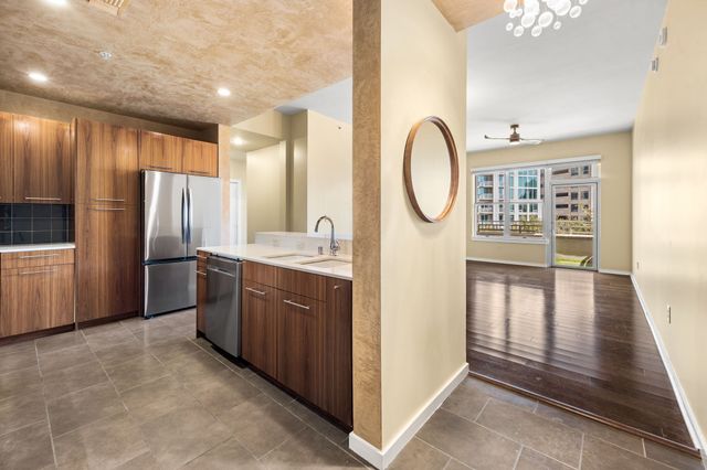 2323 N Houston Street 310, Dallas, TX 75219