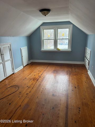 4910 Ranchland Dr, Louisville, KY 40216