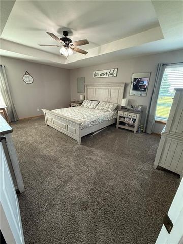 15200 Roger Road, Leavenworth, KS 66048