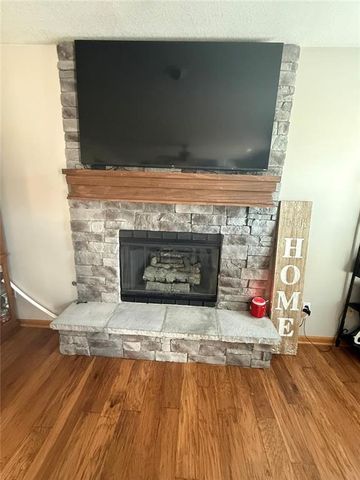 15200 Roger Road, Leavenworth, KS 66048