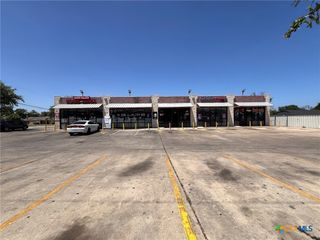 711 W Hallmark Avenue 200, Killeen, TX 76541