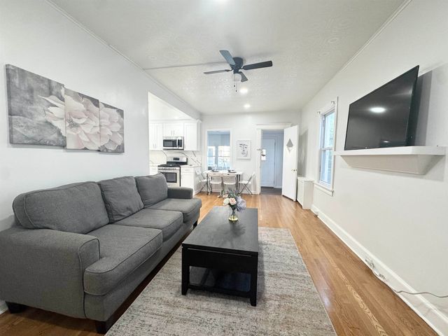 9005 DURHAM AVE, North Bergen, NJ 07047