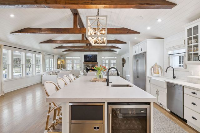 2151 Hillsboro Valley Rd, Brentwood, TN 37027