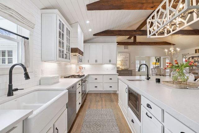 2151 Hillsboro Valley Rd, Brentwood, TN 37027