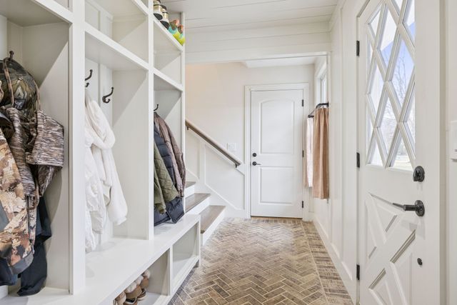 2151 Hillsboro Valley Rd, Brentwood, TN 37027