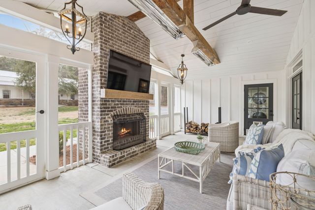 2151 Hillsboro Valley Rd, Brentwood, TN 37027