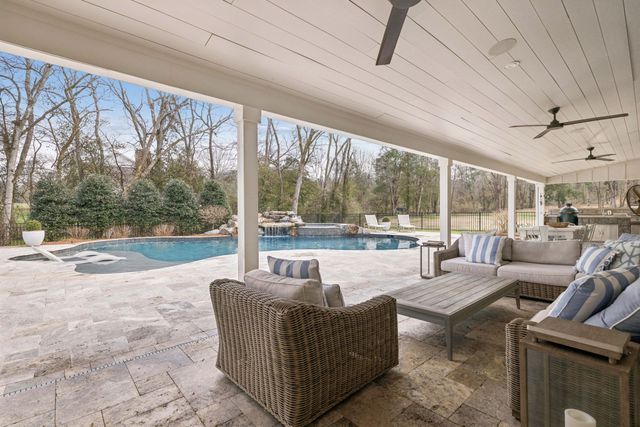 2151 Hillsboro Valley Rd, Brentwood, TN 37027